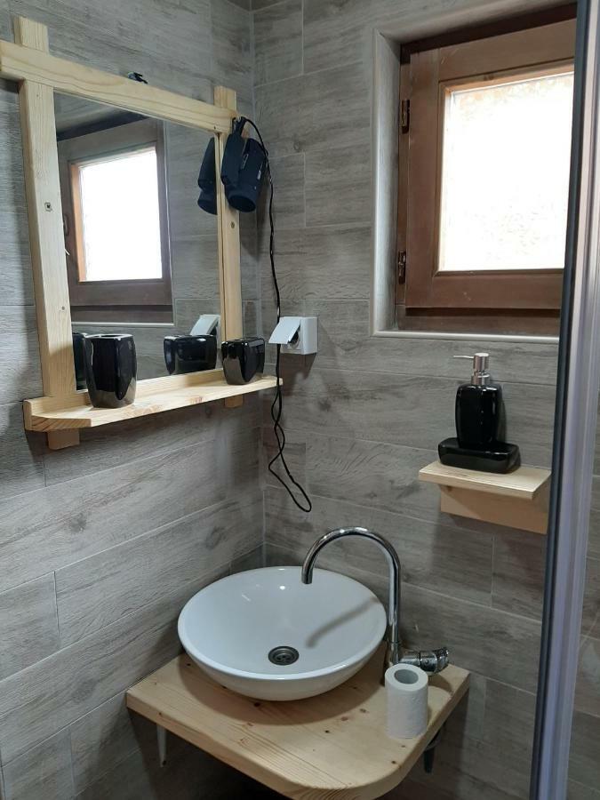 Sunny Hill Cabins โคลาชิน ภายนอก รูปภาพ