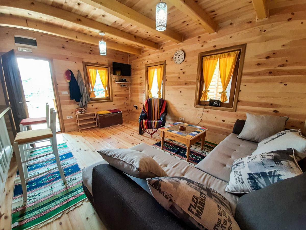 Sunny Hill Cabins โคลาชิน ภายนอก รูปภาพ